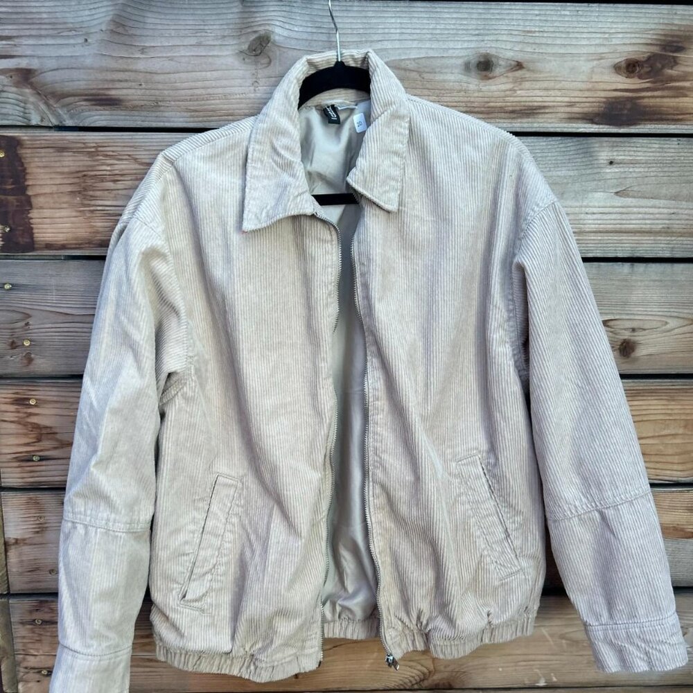 Hm Divided Cream Lightweight